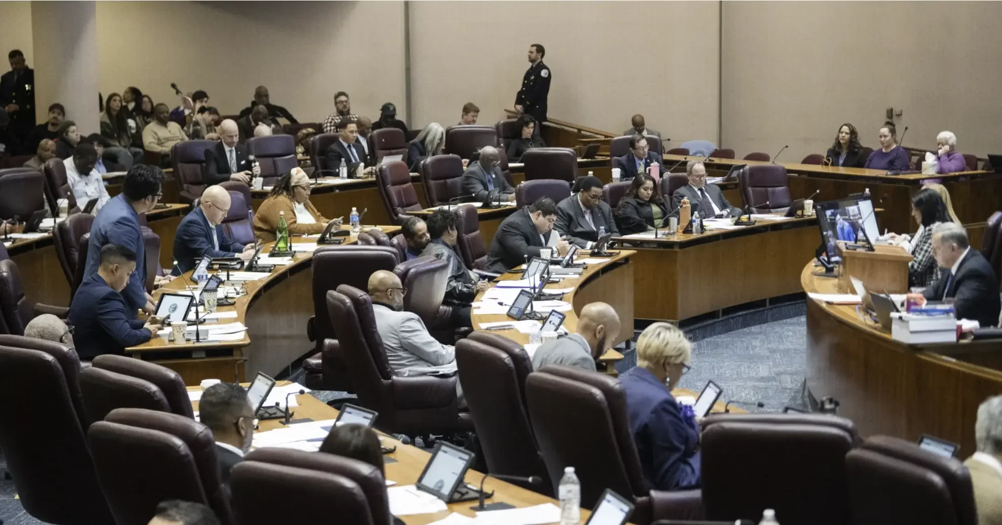 City Council, vote no on Mayor Johnson’s $830 million bond issue